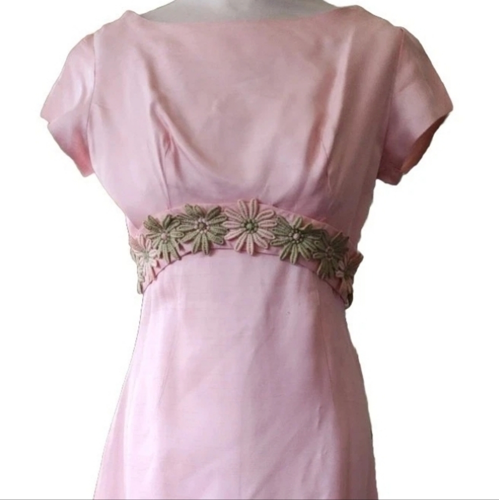 Elegant Pink Floral Dress